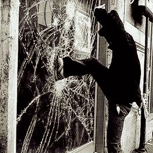 Strings of Fear (feat. Ch@cE, Slo.Peshi, Mindkilla, Hoffa Da Monster & Pryme Star) (Explicit)