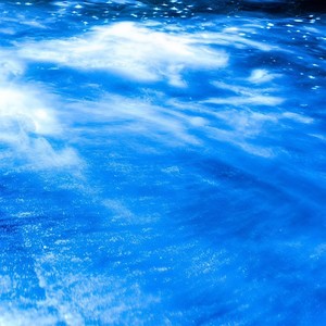 荧光海 (Feat.Top.Barry)