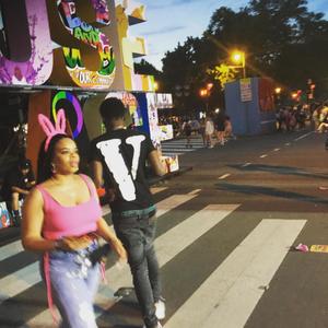 Admir Her (Explicit)