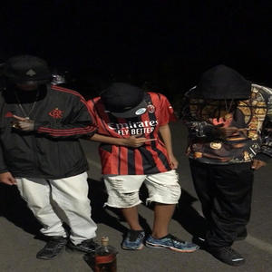 MEGA ~ ELA FICA SORRINDO ATOA (feat. Mc Magrinho) (Dj LUCAS LK Remix|Explicit)