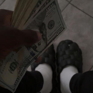 Talk to Benjamin (Explicit)