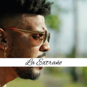 La extraño