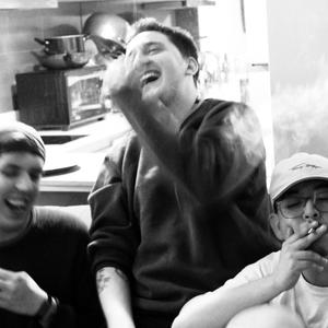 Insuficiente (feat. Takeiteasy) (Explicit)