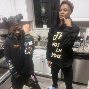 Top 2 (feat. Luh drew) (Explicit)