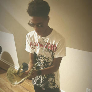 10Ball (feat. YnRR SIXX) (Explicit)