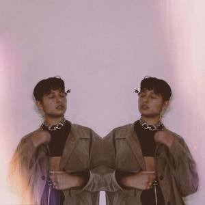 Chica called problemas