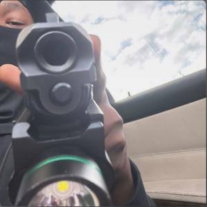 FLASHING LIGHTS (LUHSTUNNA) (Explicit)