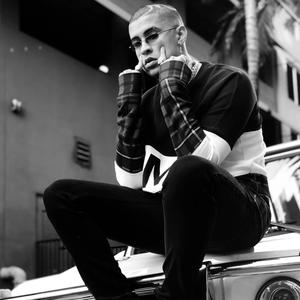 SI ESTÁS SOLA (Bad Bunny) (Explicit)