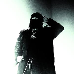 High As Më (feat. Noah Smith) (Explicit)