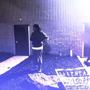 CALLIN (feat. Breadhead11 & ALMEDA) (Explicit)