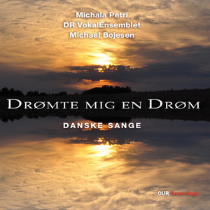 10 Danske smasange (10 Little Danish Songs), FS 114 (text by H. Bergstedt) (arr. M. Bojesen): 10 Danske smasange (10 Little Danish Songs), FS 114 - No. 2. Solen er sa rod, Mor (arr. M. Bojesen)