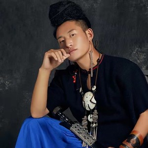 广东爱情故事彝语版