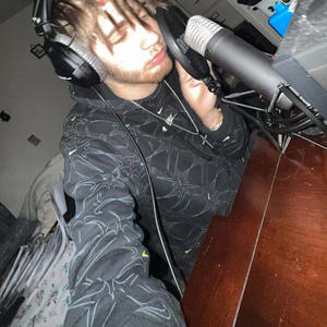 twin towers ¿ (feat. LulB & Ghn Unknown) (Explicit)