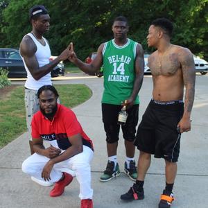 Summer Vibes(feat. Rrello) (Explicit)