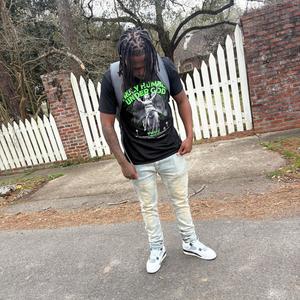 Play My Mirrors (feat. 60ballkee) (Explicit)