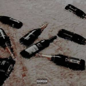 Champagne showers (Explicit)