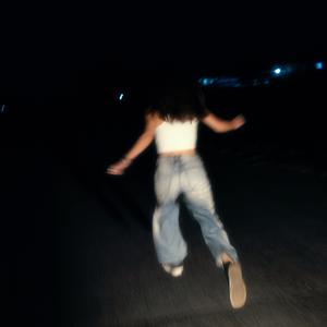 scappo dai guai (feat. sorre & DaDux) (Explicit)