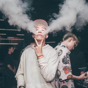 Bạn Không Hiểu Tôi (Remix)