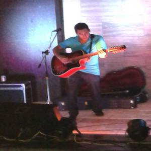 Ariel Camacho - El Cisne