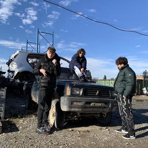 Nu Ma Uit In Spate (feat. Poll & Pacu) (Explicit)