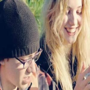 entre fumaça e dor, procuro sentido no nada (mania de você)