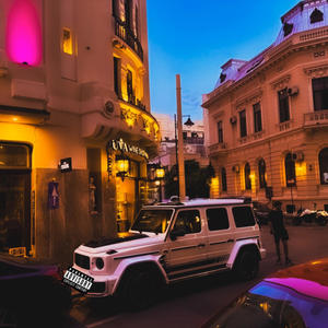 Pulling Up (Explicit)