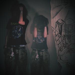 my head turns (feat. shelovesmolly)