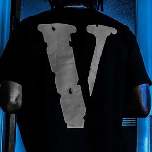 Deco Galleria (feat. LoudRealLoud) (Explicit)