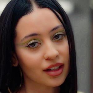 ♡¡¡,):+!☆°~ d alexa demie (Explicit)