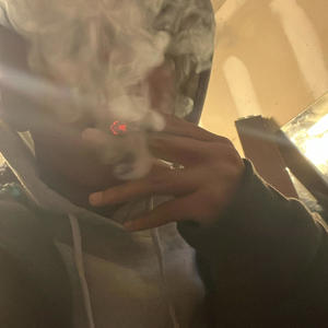 HEADLESS (feat. Luh AB) (Explicit)