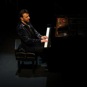 Franz Liszt: Piano Concerto No. 1 in E♭ major, Allegro maestoso