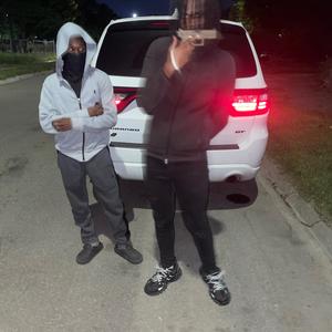 Dere He Go (feat. 0727 Debo & Baby $kit) (Explicit)