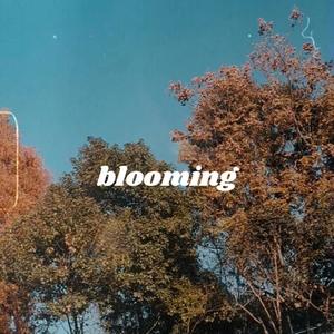 BLOOMING