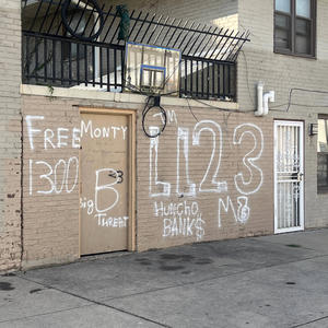 Shaq and Kobe (feat. Sosaa1300 & Tnjroy) (Explicit)