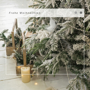 Fröhliche Weihnacht überall: traditionelles Weihnachtslied