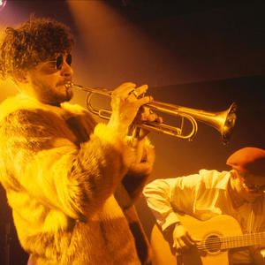 Vous parlez de mon blouson ?