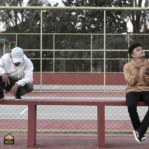 MALAS MIKIR(feat. Young Brown) (Explicit)