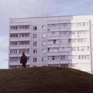 left behind (feat. AKVRI) (Explicit)