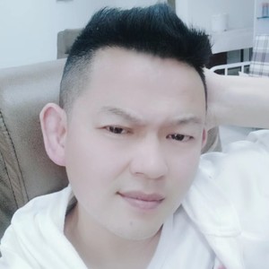 一个不甘寂寞的人 (伴奏)