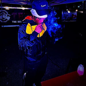 Faded (feat. w4vy) (Explicit)