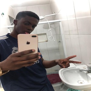 MC BRAZA TOMA RAJADA NA BCT (Explicit)