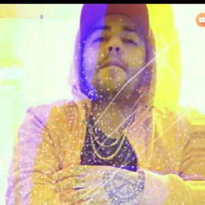 Me pones a pensar(feat. S-SER) (Explicit)