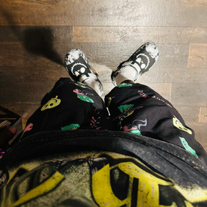 I love the streets (Explicit)