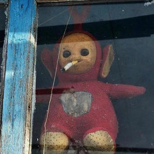 marlboro reds (feat. Evodark) (Explicit)