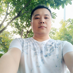 q小伟 - 不爱我就别伤害我 (Demo)