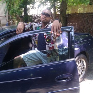 Disappear (feat. Krizz kalico) (Explicit)