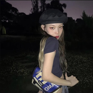 这窗外的世界距离你越来越远