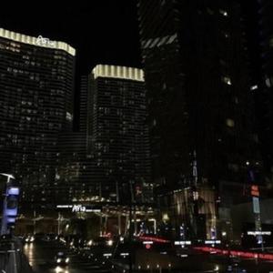 chrome beretta (Explicit)