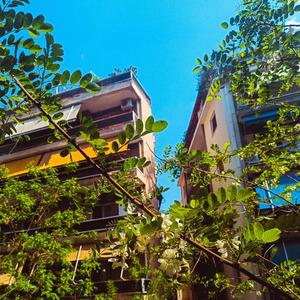 AKAKIES (feat. Losbara) (Explicit)