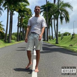 WAAX - G7R (feat. Escow) (Explicit)